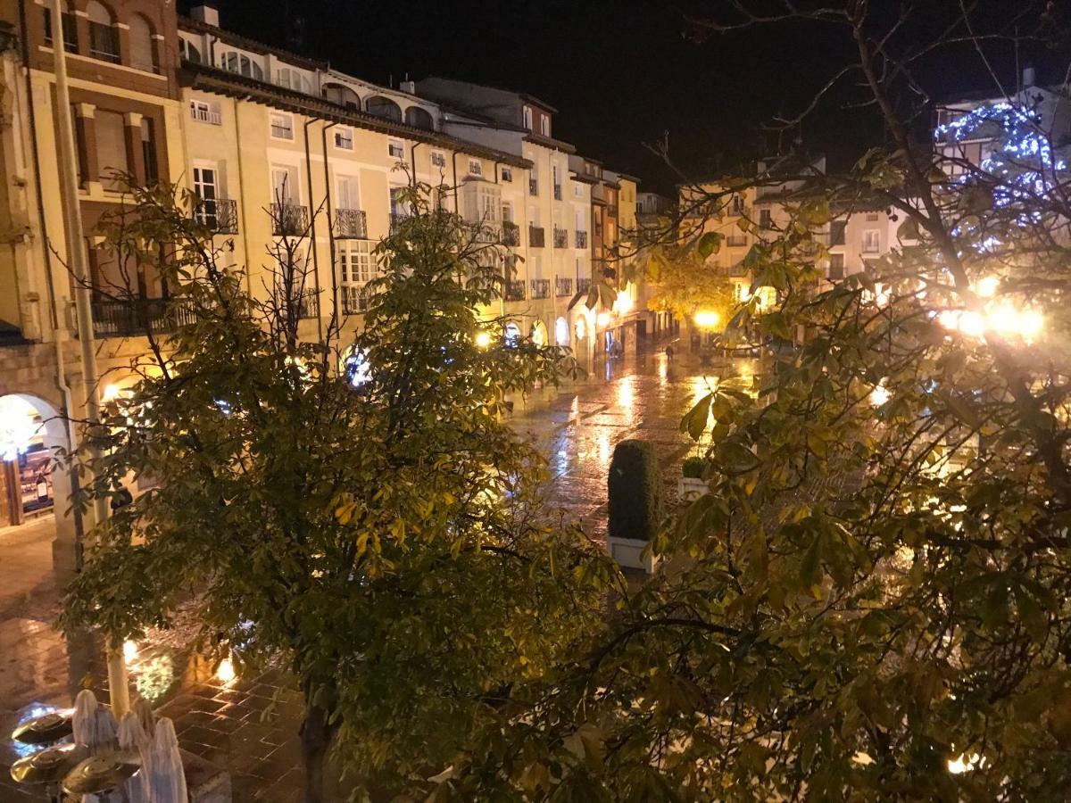 Apto Con Vistas A La Catedral Y Aire Acondicionado Logroño Exterior foto
